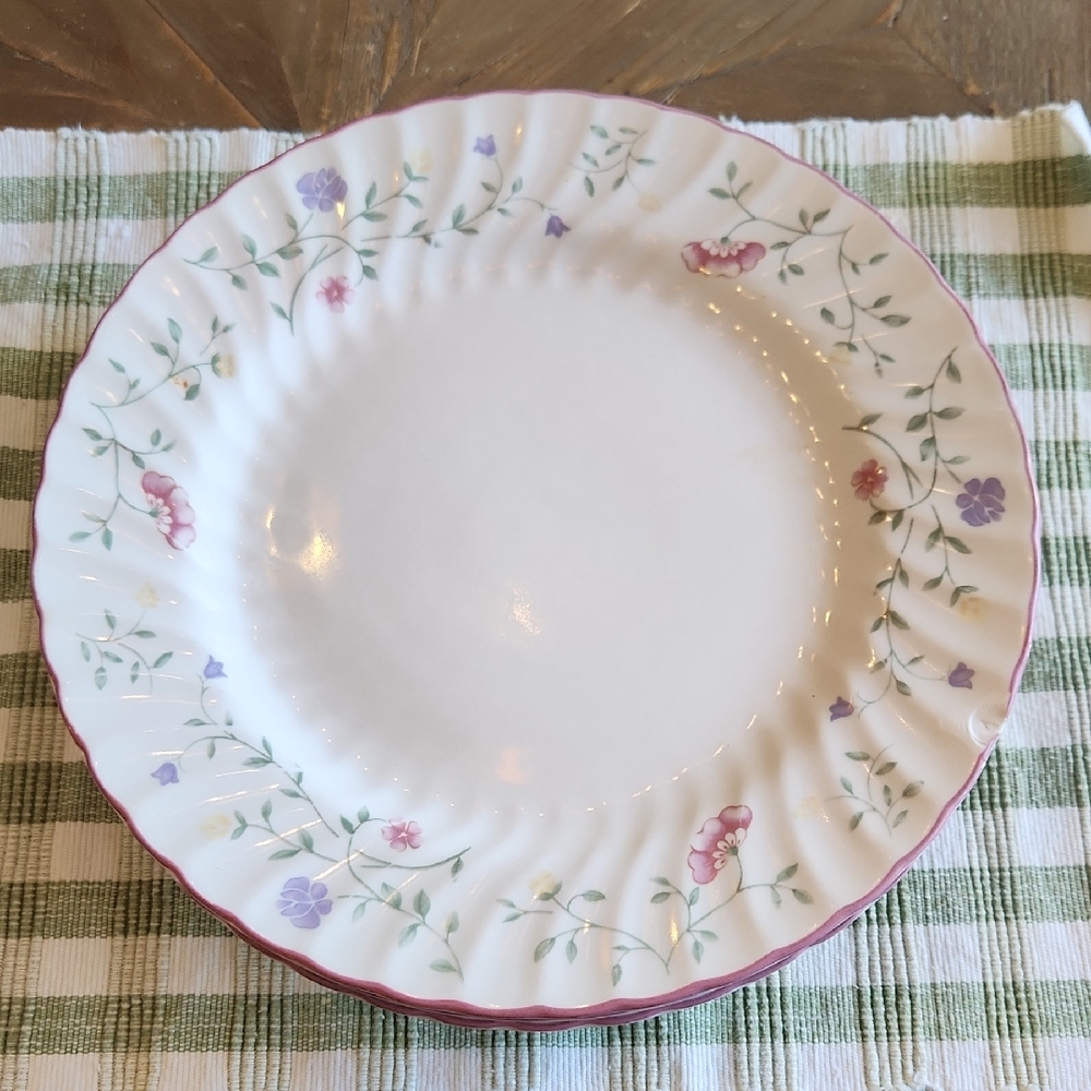 Summer Chintz Pattern Dinner Plate By Johnson Bros. England Ceramic Floral